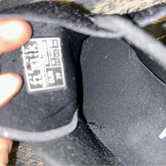 Fizik Gravel Bike Shoes - Picture 6 of 8